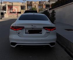 جاگوار XE